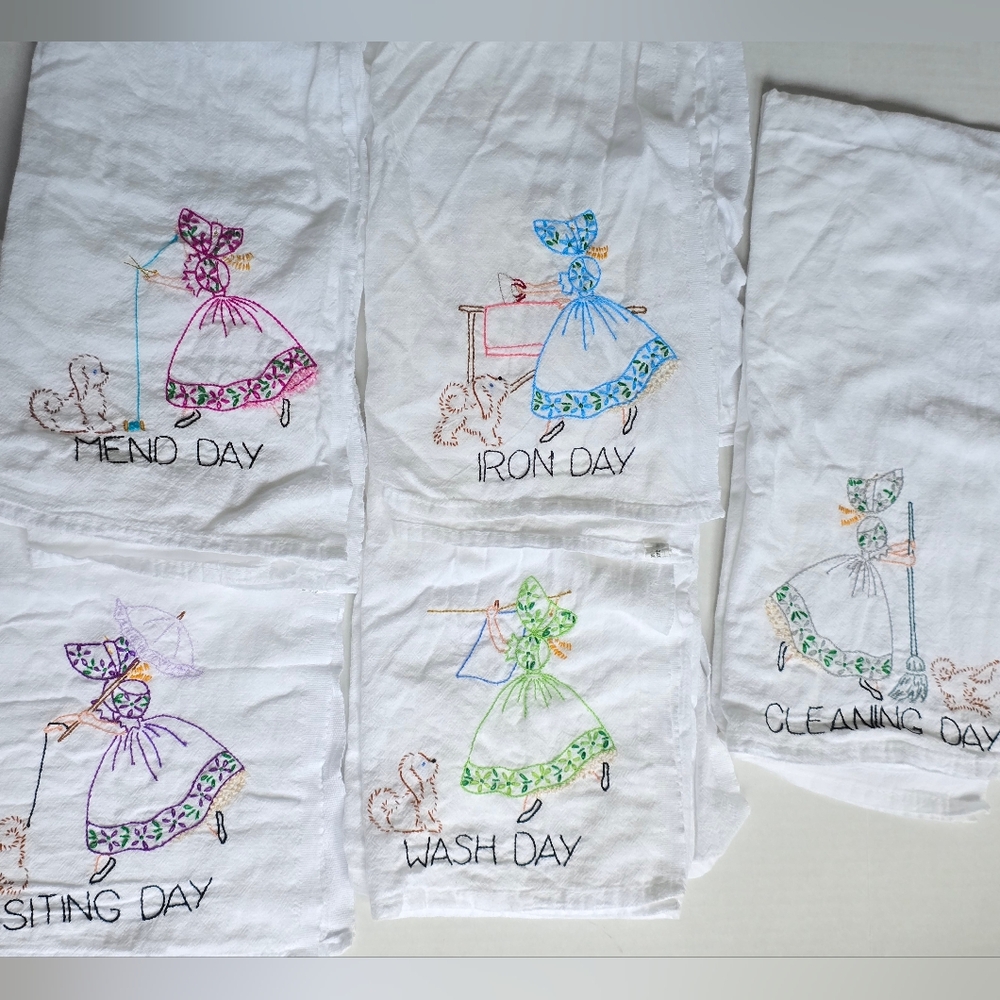 Embroidered Day-of-the-Week Kitchen Towels - White